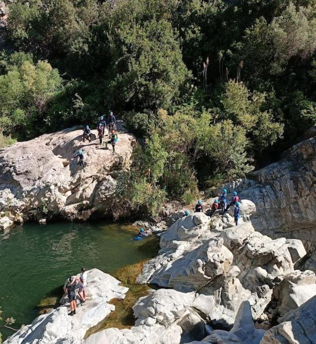 Hermosa Casita De Pueblo Con Piscina En Benahavís Esterno foto